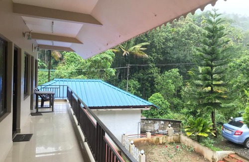 Aadit House | John Cottage