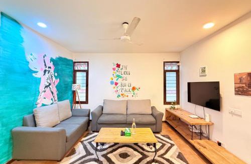 Hoysala Nagar Hostel | Jugglers Rest Boho Style 4BHK Spacez Luxury Villa with Terrace Lounge