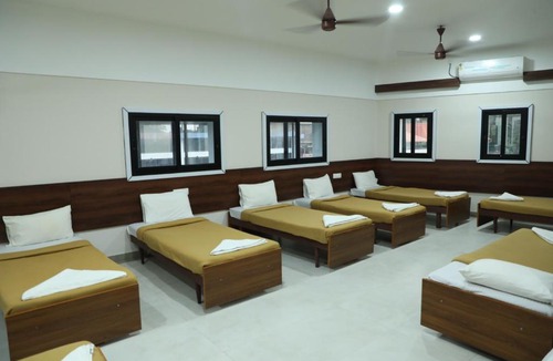 Guruvayur Hotel | Kalathil Kshetra Inn