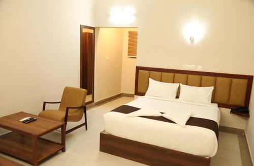 Guruvayur Hotel | Kalathil Kshetra Inn