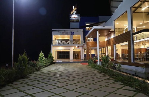 Yadiyur Hotel | Kalinga Tavern Residency