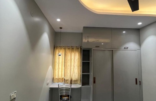 New Delhi House | Kamal residency