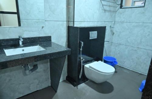 Murudeshwara Hotel | Kamath Yatri Nivas Plus