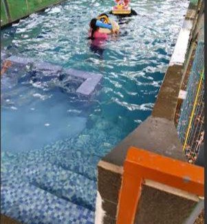 Arpookara Hotel | Kgees Stay Pool Day Out & Boating Ettumanoor Thellakom Couple Friendly