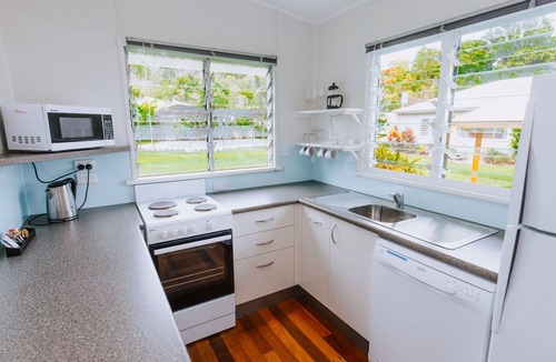Arcadia Apartment | Kooyong Apartment 7, Arcadia