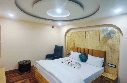 Neora Hotel | Kushbon Homestay