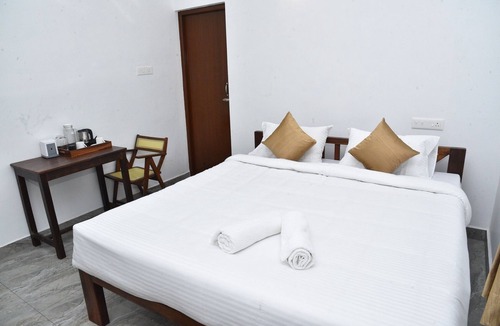 Kalapettai Hotel | La Maison Mira