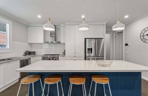 Bendigo House | Langston Abode Perfect for Family CBD