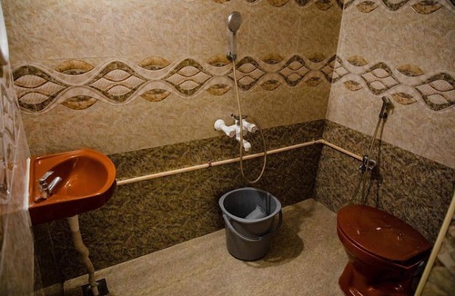 Kalapettai Hotel | Le French White Villa