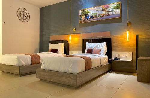 Kalapettai Hotel | Le Prestige Residency