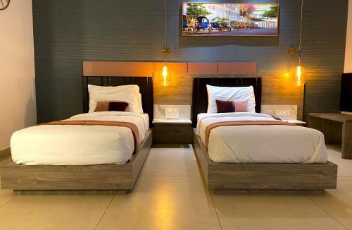 Kalapettai Hotel | Le Prestige Residency