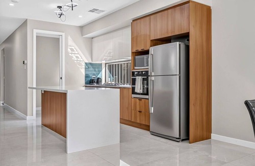 Northfield House | Leeds House | 4BR New Build, Alfresco, 15 Min CBD
