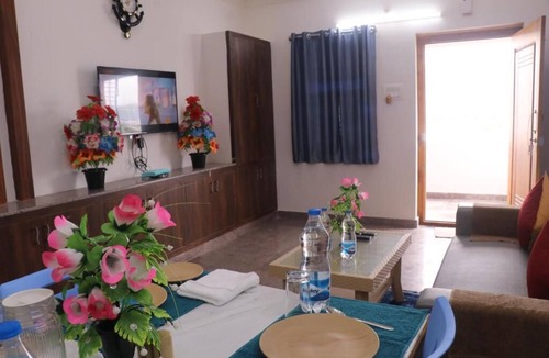 Tirupati Apartment | Leo Home Stay #2