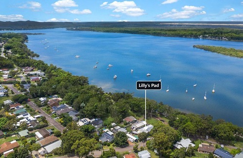 Lemon Tree Passage House | "Lilly's Pad" - Lemon Tree Passage