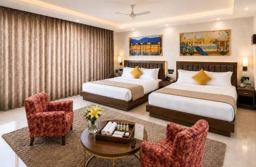 Amer Fort Road Hotel | Lime tree Hotels & Banquet Jal mahal Jaipur