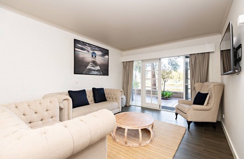 North Batemans Bay Hotel | Lincoln Downs Resort Batemans Bay