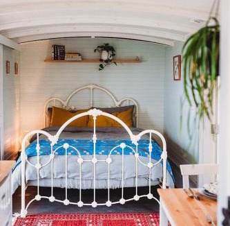 Drummond North House | Little Vineyard Caboose