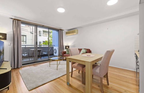 Redfern Apartment | Live the Redfern Lifestyle in This 1-Bedroom Home