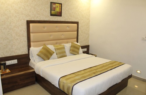 Saraspur Hotel | Located in Ahmedabad city centre