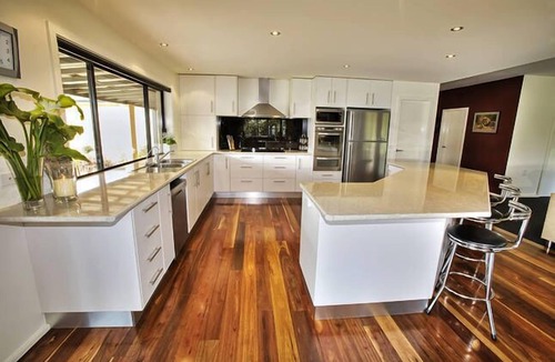 Cowes House | Luxury Holiday Retreats - Sleeping 75 guests over the 3 properties