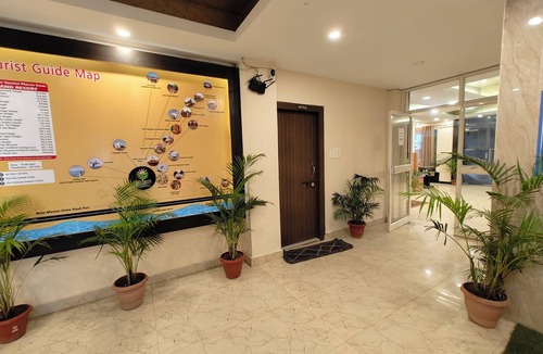 Gomti Nagar Hotel | Lucknow Hotel P-R-I-S-H-A Stay