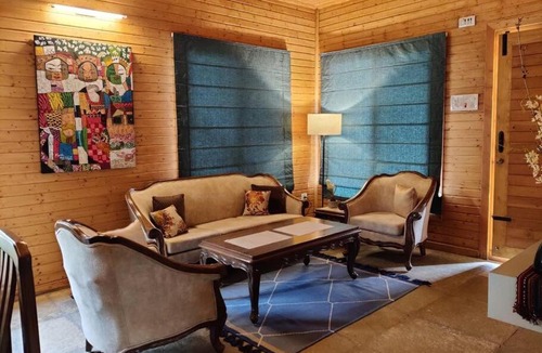 Hosur House | Luxury Cottage, Peaceful Getaway - Bangalore/Hosur