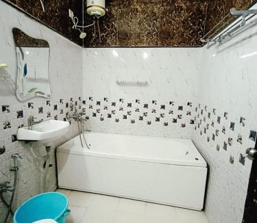 Shaikpet Apartment | Luxury Rooms in Manikonda Near Knowledge City BY KP Suites Grand