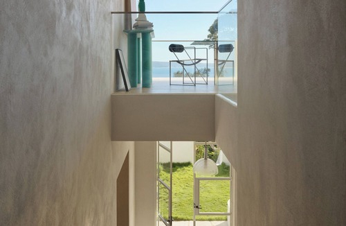 Palm Beach House | Luxury Sun-drenched Palm Beach resort style living with all the modern amenities
