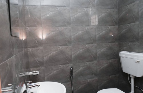 Sualkuchi Bed & Breakfast | Luxury Terrace Penthouse | G.S. Road Bhangagarh