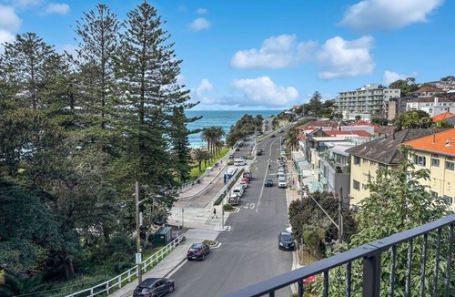Bronte House | Magnificent 3BR Bronte Holiday House with Views