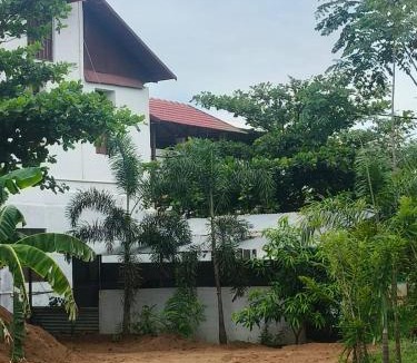 Kumbakonam House | Maha Periyava Kuteeram 6 Adults Budget Stay