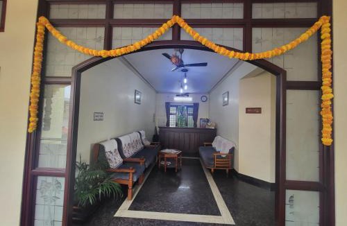 Mahe Hotel | Mahe Residency