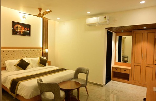 Inna Bed & Breakfast | Majestic Villa