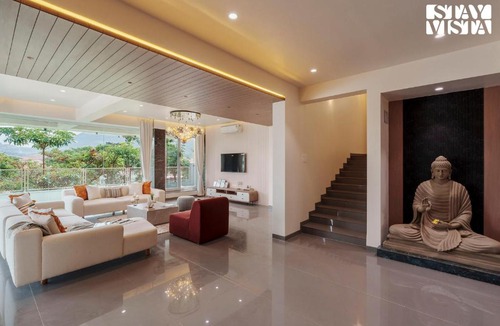 Igatpuri Villa | Majestic Whispers by StayVista - 5BHK Villa with Plunge Pool