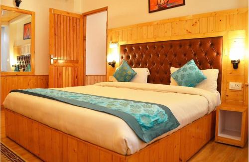 Manali Hotel | Manali Outdoor Retreat by Yatraverse