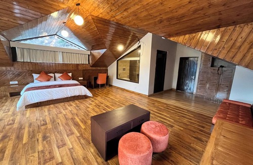 Jagatsukh Hotel | Manali Se - Your Home in the Pines