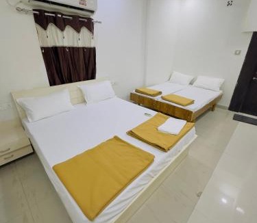 Dwarka Hotel | Manek Villa