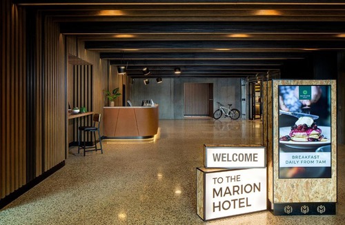 Mitchell Park Hotel | Marion Hotel