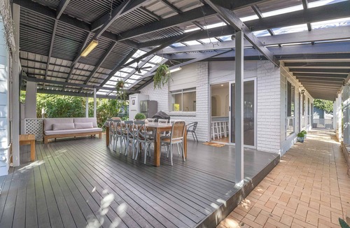 Maroochydore Apartment | Maroochy 4 Bedroom Family Beachhouse - Pet Friendly