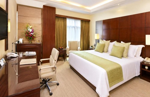 Faizabad Hotel | MateShri Palace Ayodhya - A Peaceful Stay Near Shri Ram Janmabhoomi, Hanuman Garhi & Ayodhya Spiritual Heritage Comfortable Family Rooms, Wi-Fi & Easy Access to Major Temples
