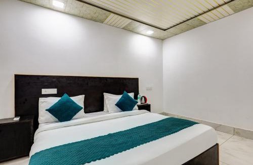 New Delhi Hotel | Mauryan Signature hotel Devli Khanpur