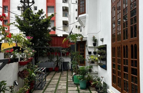 Aluva House | Metro Bliz Alua by thestaypoint