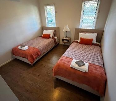 Coominya House | Mildreds Cottage