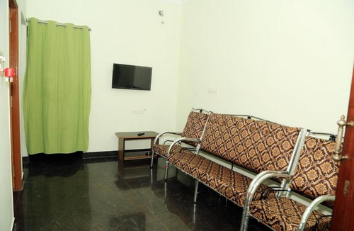 White Town House | Mission Nest Homestay