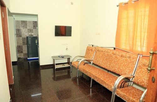 White Town House | Mission Nest Homestay