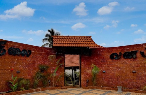Coimbatore House | Mithalai Farm by Palette Garden Pool