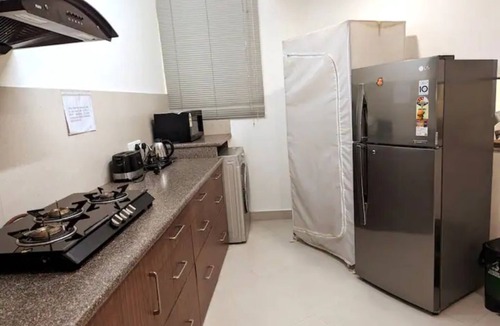 Somajiguda House | Modern 2 BHK unit in the heart of Hyderabad city