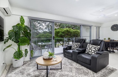 Woorim House | Modern Beachside Escape