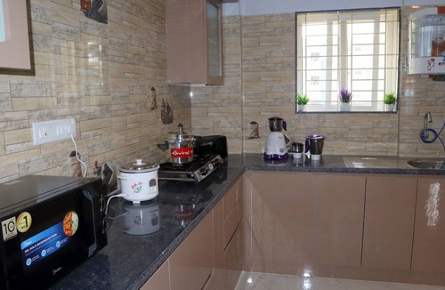 Narasapura Apartment | Modern New Build 3BHK near Airport & Nature Trails