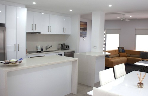 Anglesea Apartment | Modern, spacious apartment within walking distance to everything in Anglesea🔆🐠